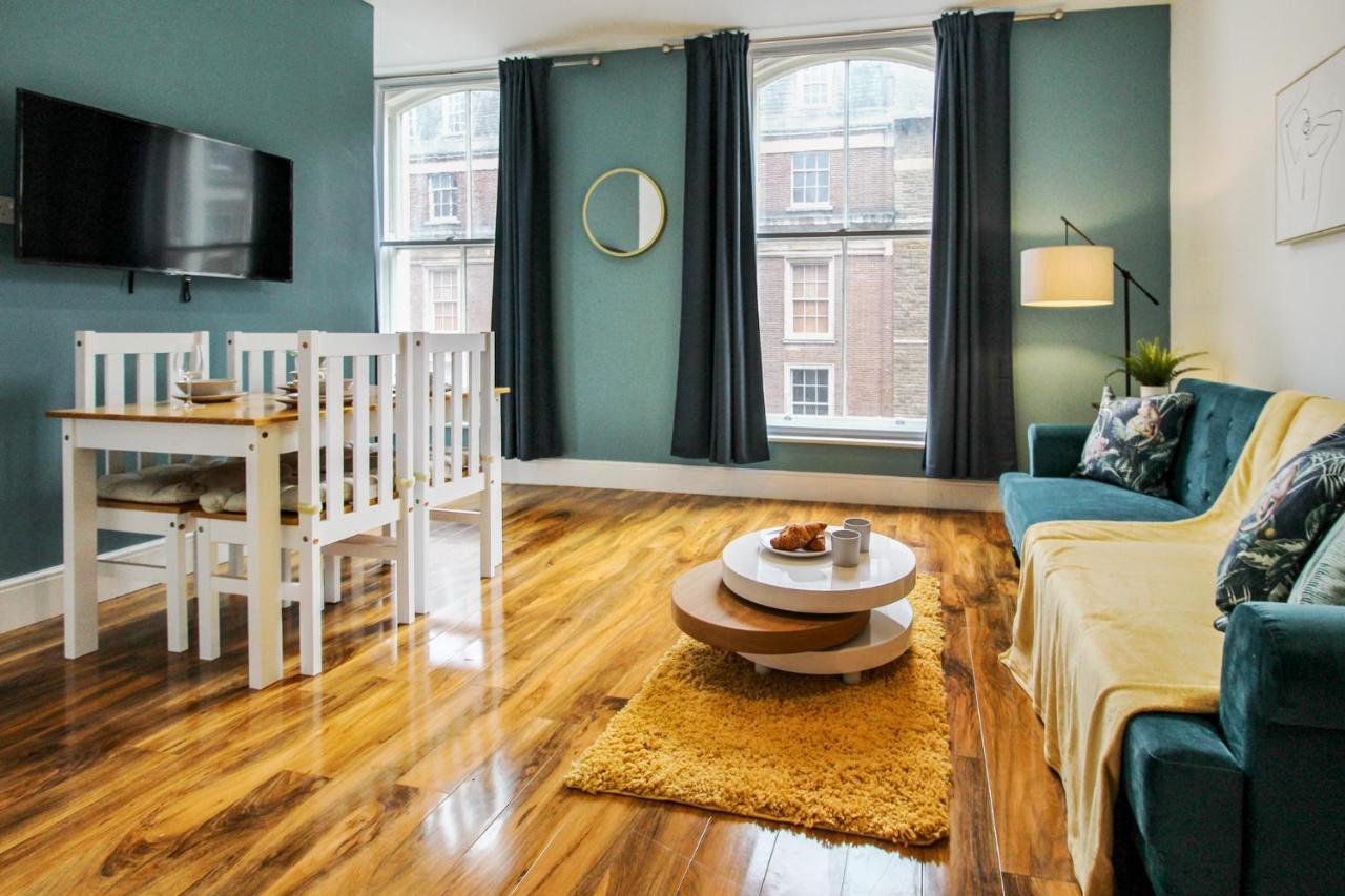 Sleek & Stylish Apartment In The Heart Of The City 노팅엄 외부 사진